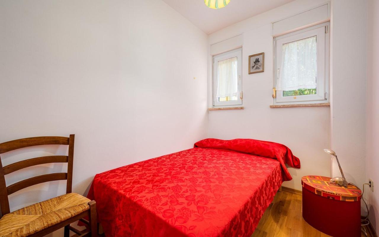 Valessia House With Apartment Umag Exterior foto